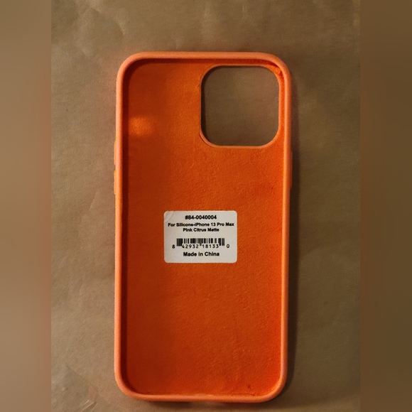 IPhone 13 pro phone cover - Picture 2 of 2